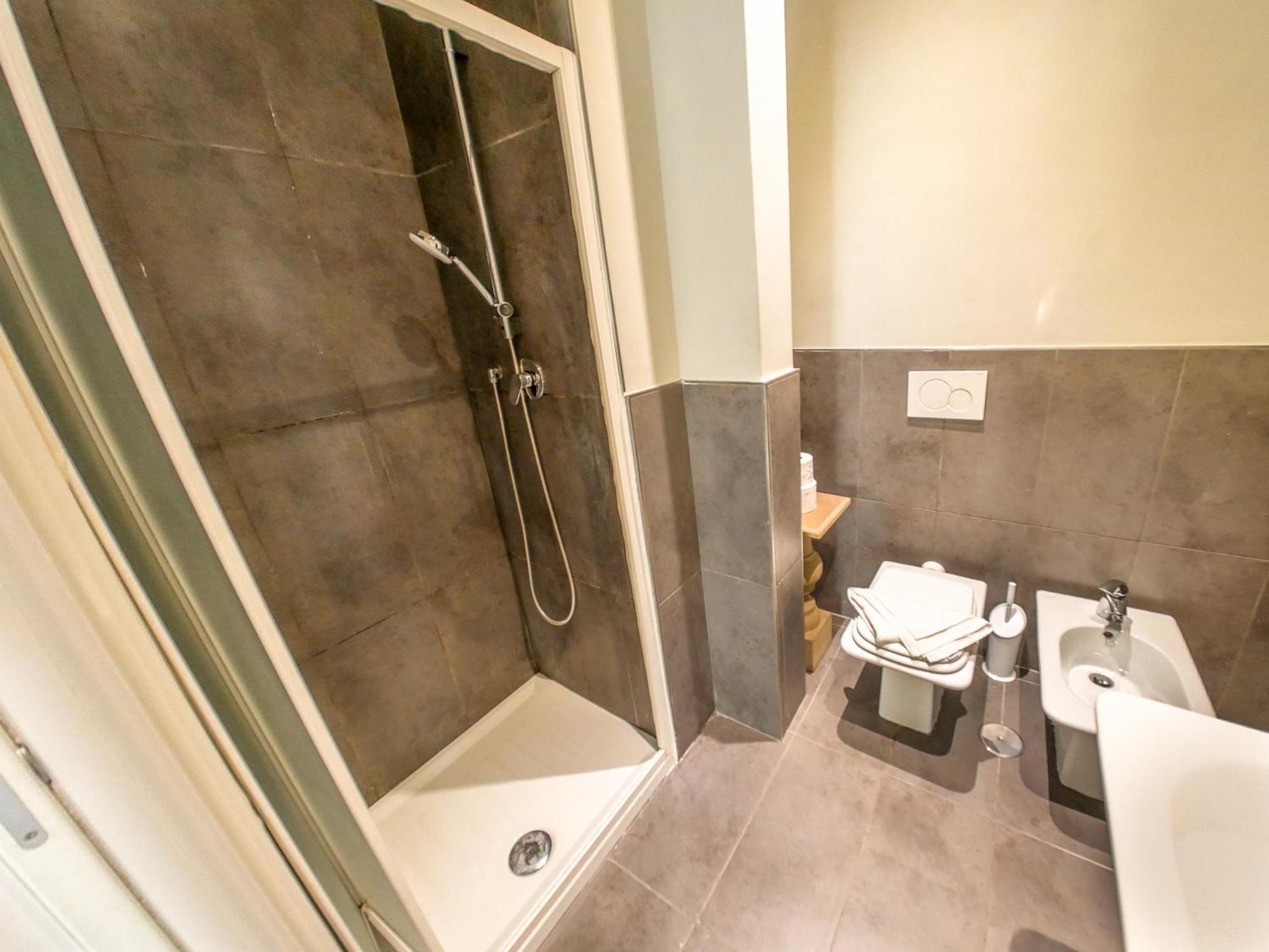 Romarex Luxury Apartment Exterior photo